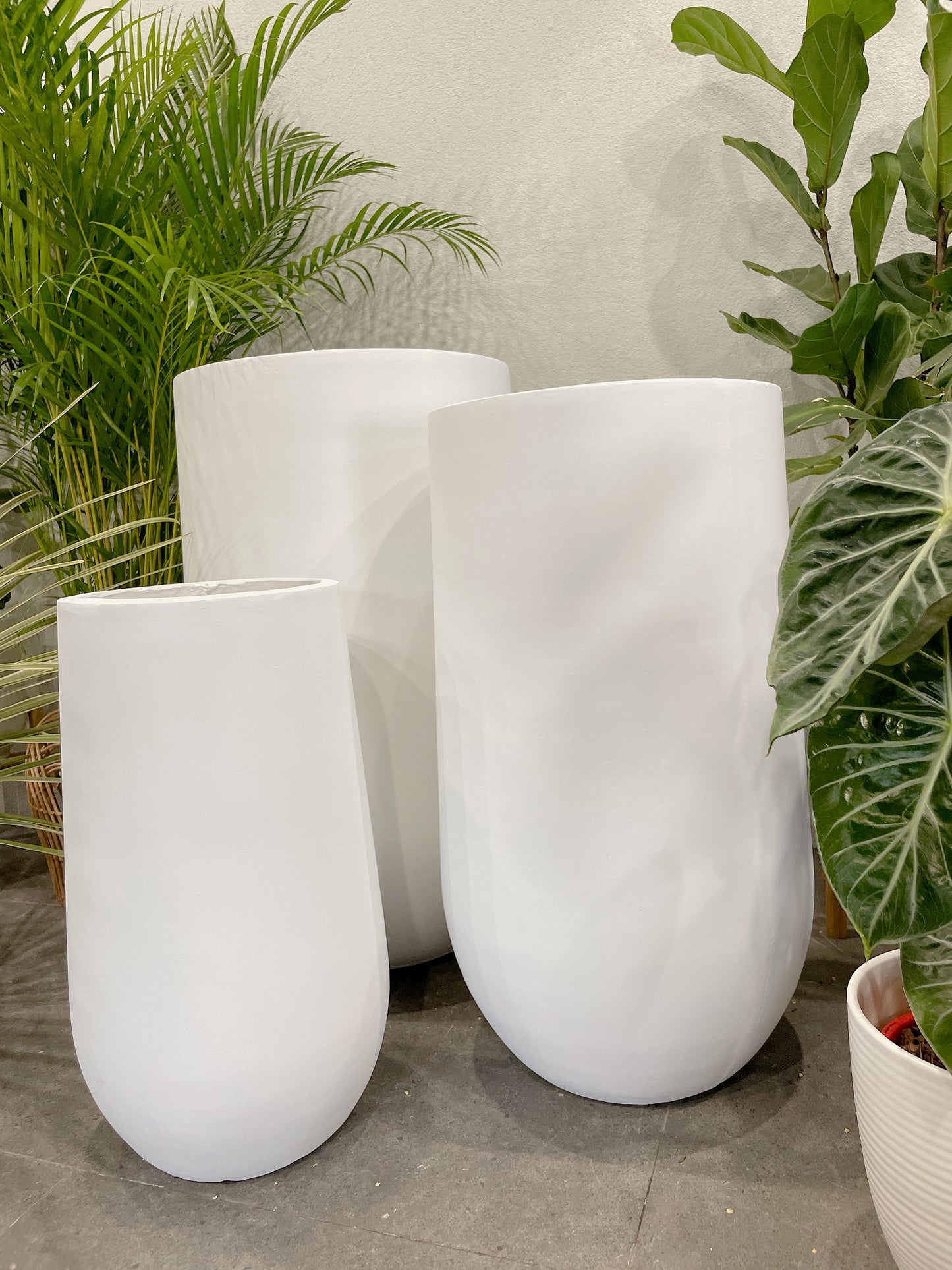Extra large jumbo size set of 3 Sorrento white pot indoor tall pots planter home&commercial decor