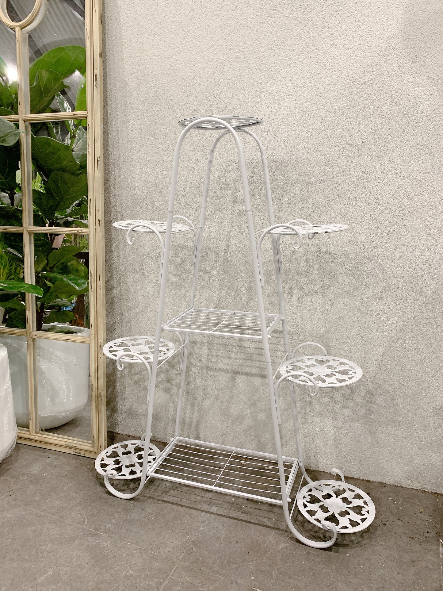Light weight white metal plant stand holder vintage round plate pattern design delivery available