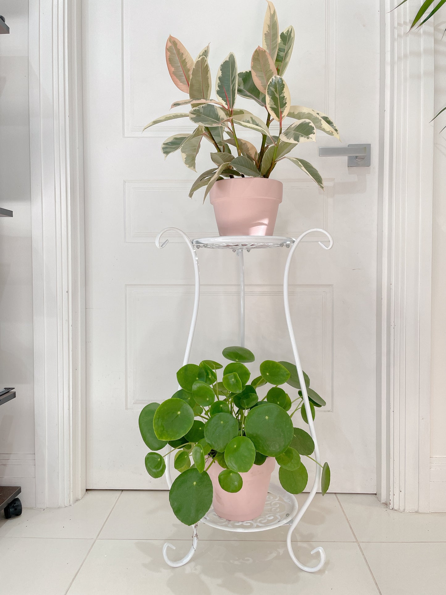 1x White STAND ONLY* PLANTS NOT INCLUDED 2tier stand planter holder lightweight metal BRAND NEW